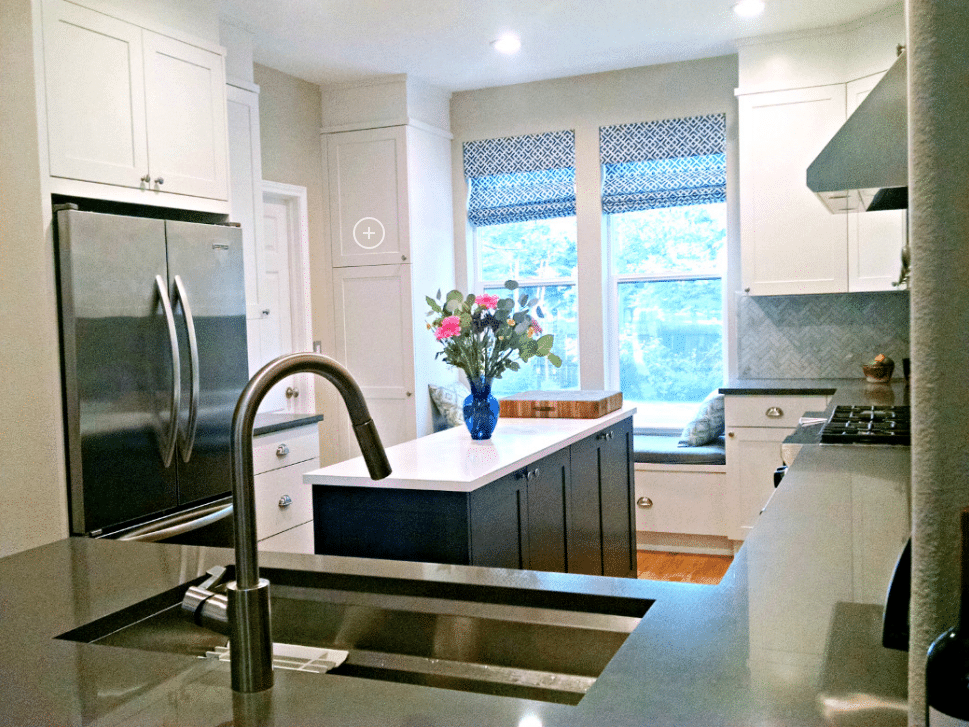 Bright White Carbondale Kitchen
